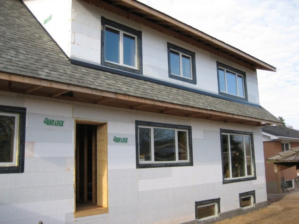 Super insulated building shell